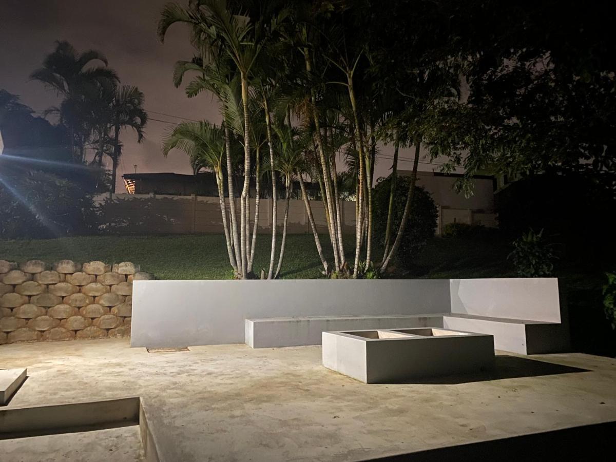 Studio @ Champion Apartment Durban Bagian luar foto
